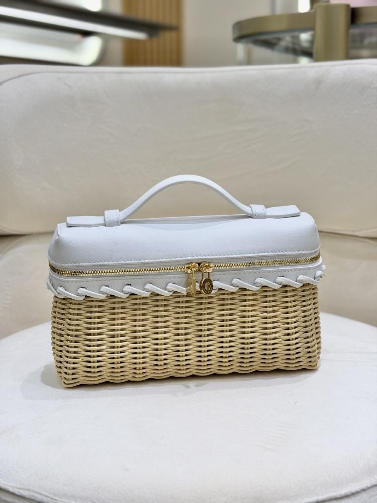 شنطة لورو بيانا Extra West Wicker Lora piana مقاس 19 cm