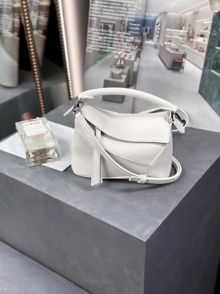 Loewe Puzzle Edge Mini bag