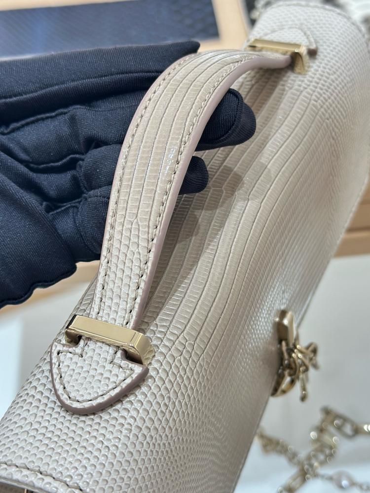 شنطة ديور Woc
