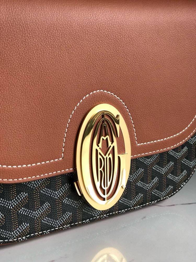 شنطة جويارد  233 bag  مقاس 25cm