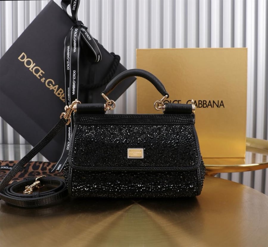 . شنطة دولتشي اند غابانا Small Sicily handbag