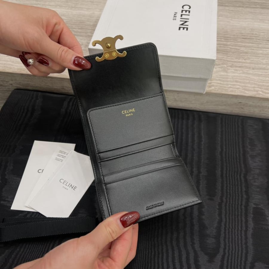 محفظة سيلين CELINE