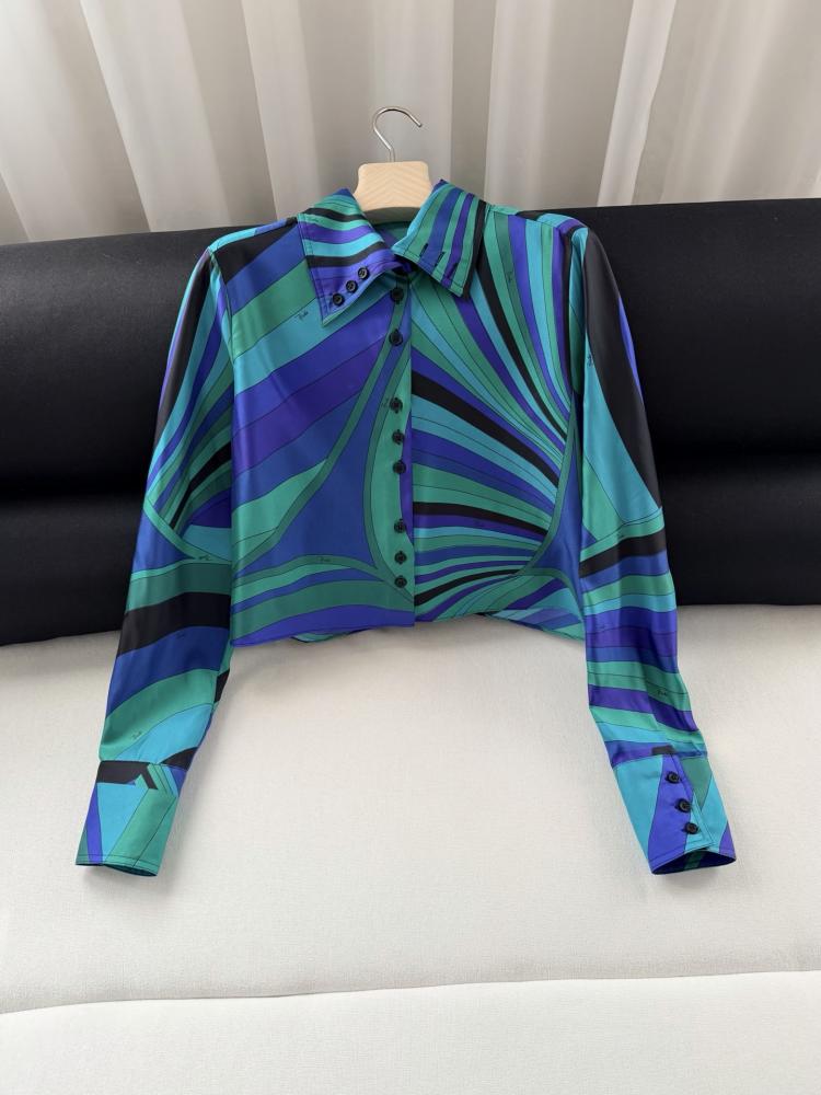 قميص Pucci.
