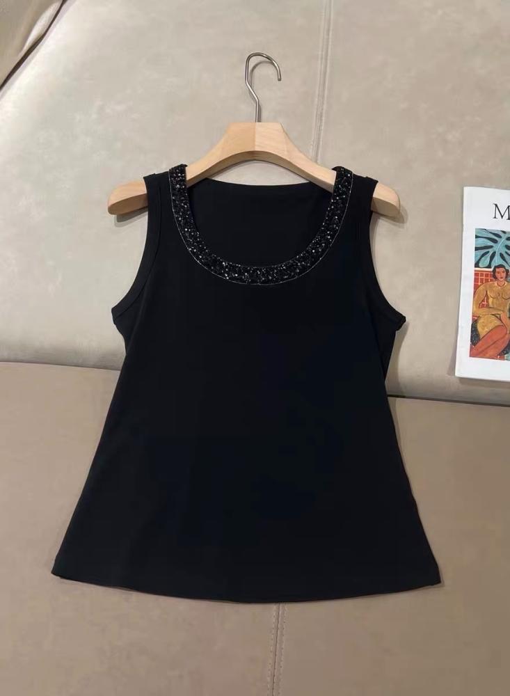 توب Brunello cucinelli