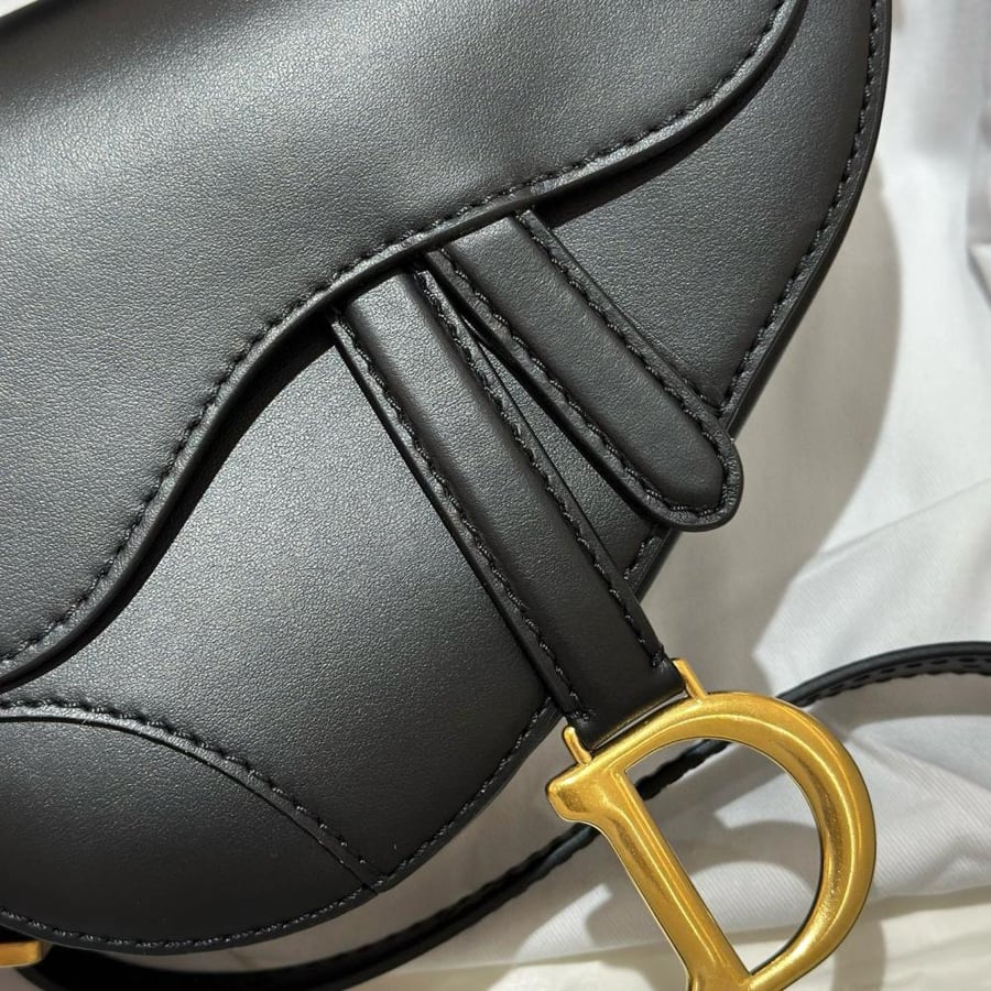 شنطة ديور Saddle Doir