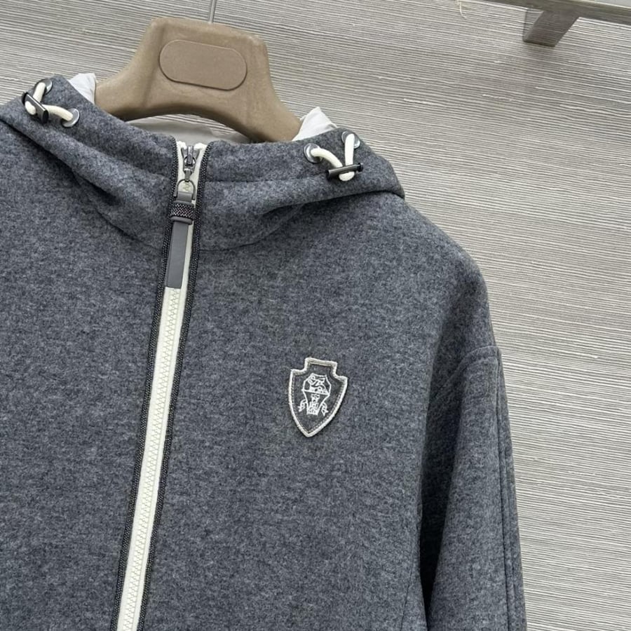 طقم Brunello cucinelli
