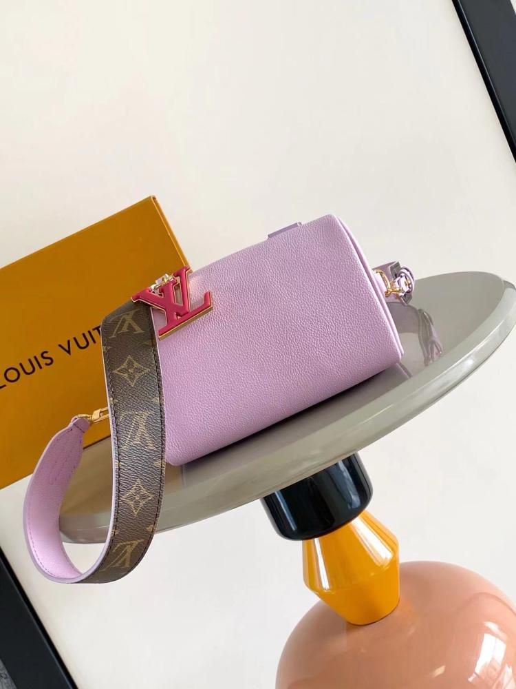 شنطة لويس فيتون Speedy Bandoulière مقاس 18
