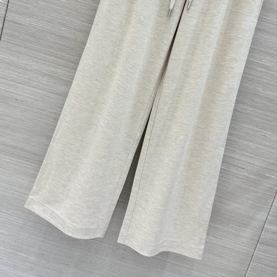 طقم Brunello cucinelli