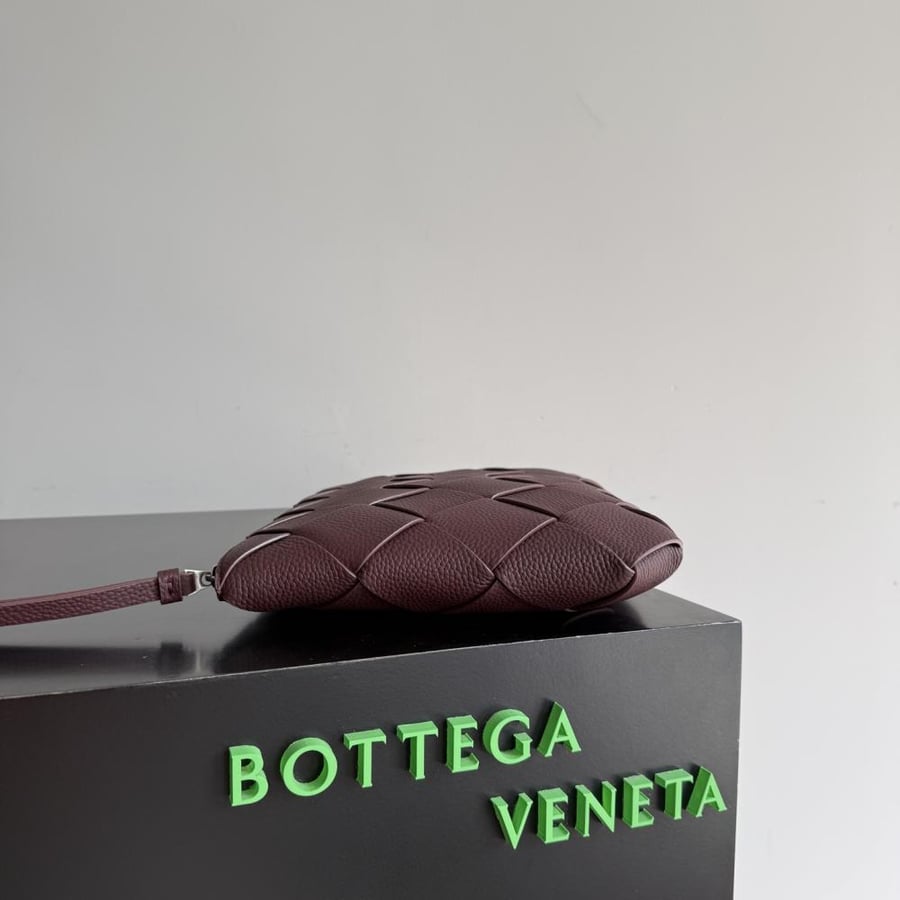 شنطة بوتيغا Bottega