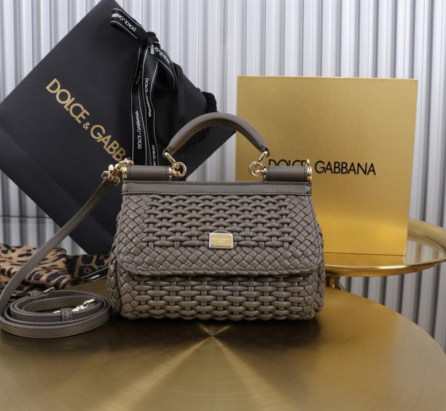 شنطة دولتشي اند غابانا Small Sicily handbag