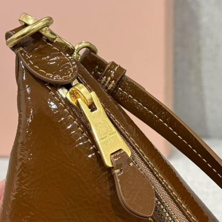 شنطة ميو ميو Pocket