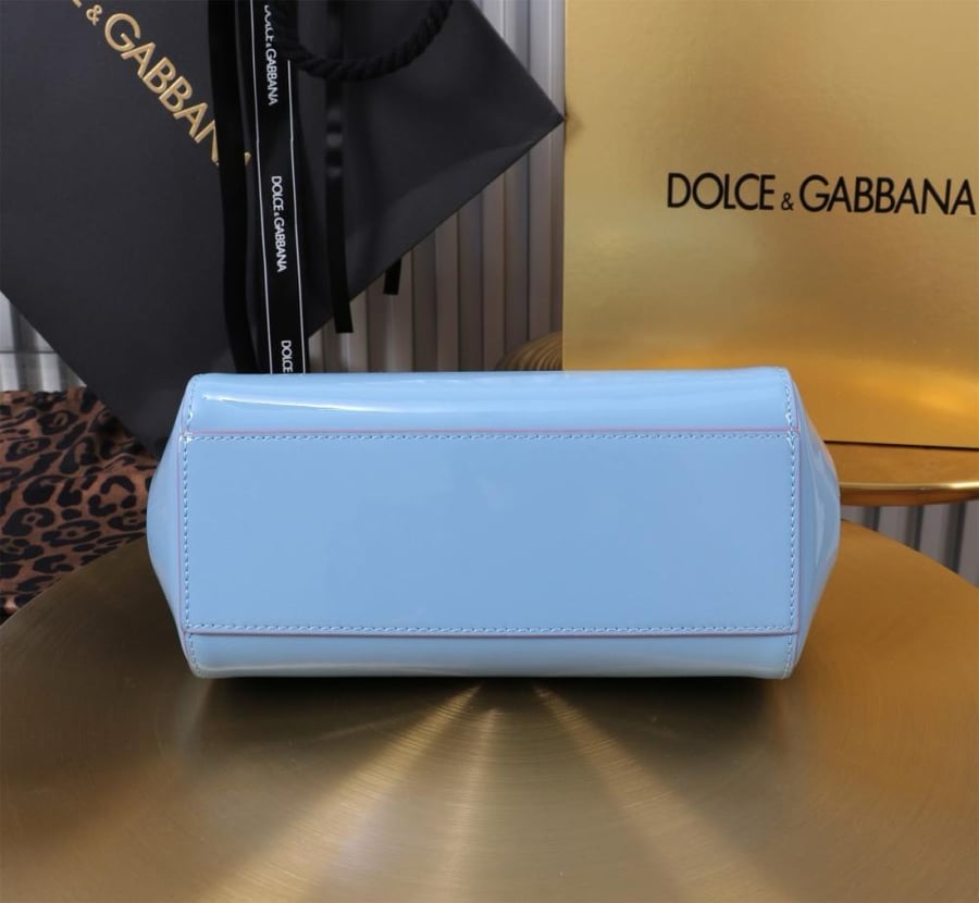 . شنطة دولتشي اند غابانا Small Sicily handbag