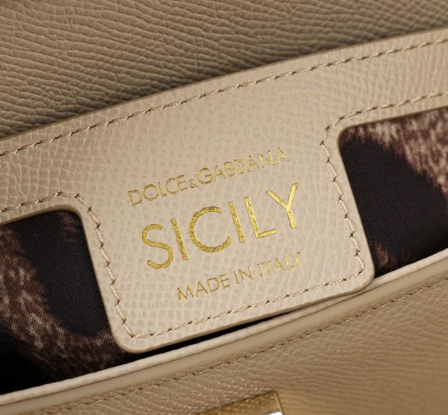 شنطة دولتشي اند غابانا مقاس 19cm