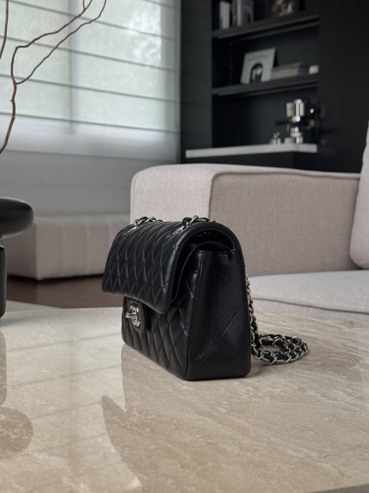 شنطة شانيل chanel