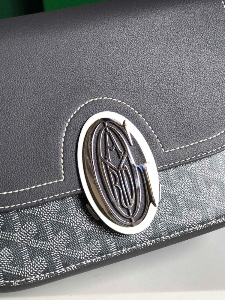 شنطة جويارد  233 bag  مقاس 25cm