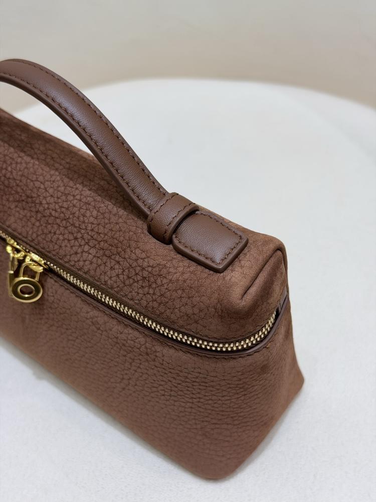 شنطة لورو بيانا Cowhide Lora piana مقاس 19 cm