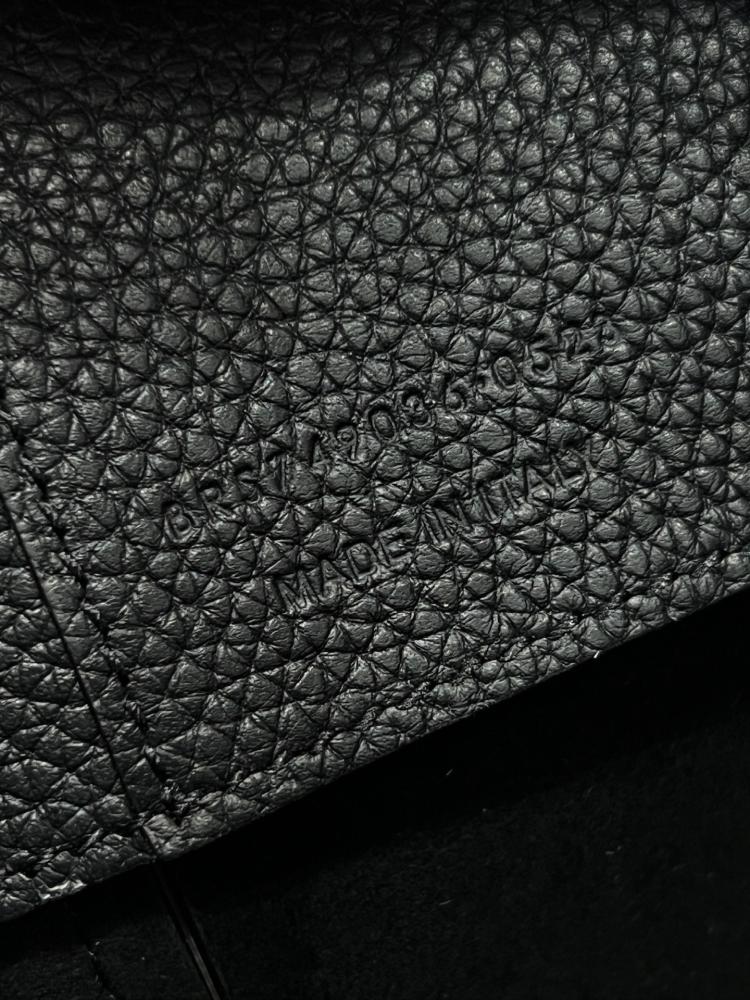 شنطة سان لوران Bucket Saint Laurent