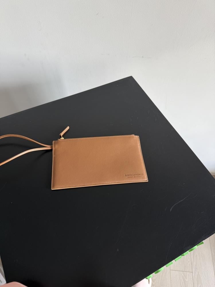 شنطة بوتيغا Pinacoteca Bottega