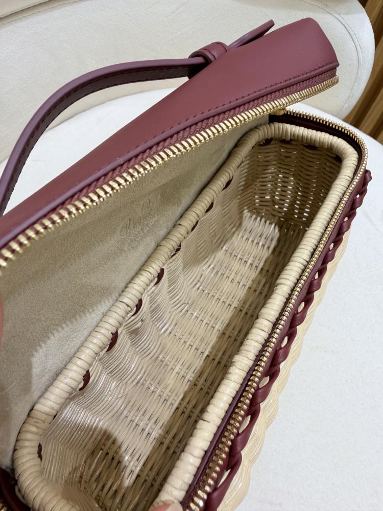 شنطة لورو بيانا Extra West Wicker Lora piana مقاس 19 cm