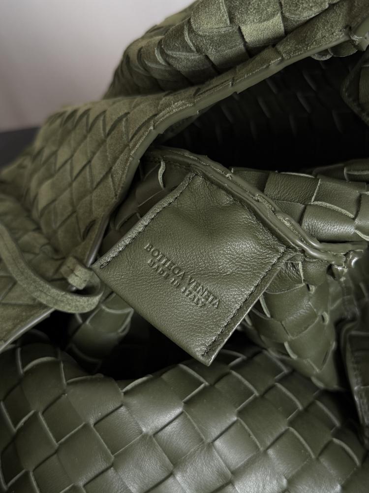شنطة بوتيغا large campana Bottega