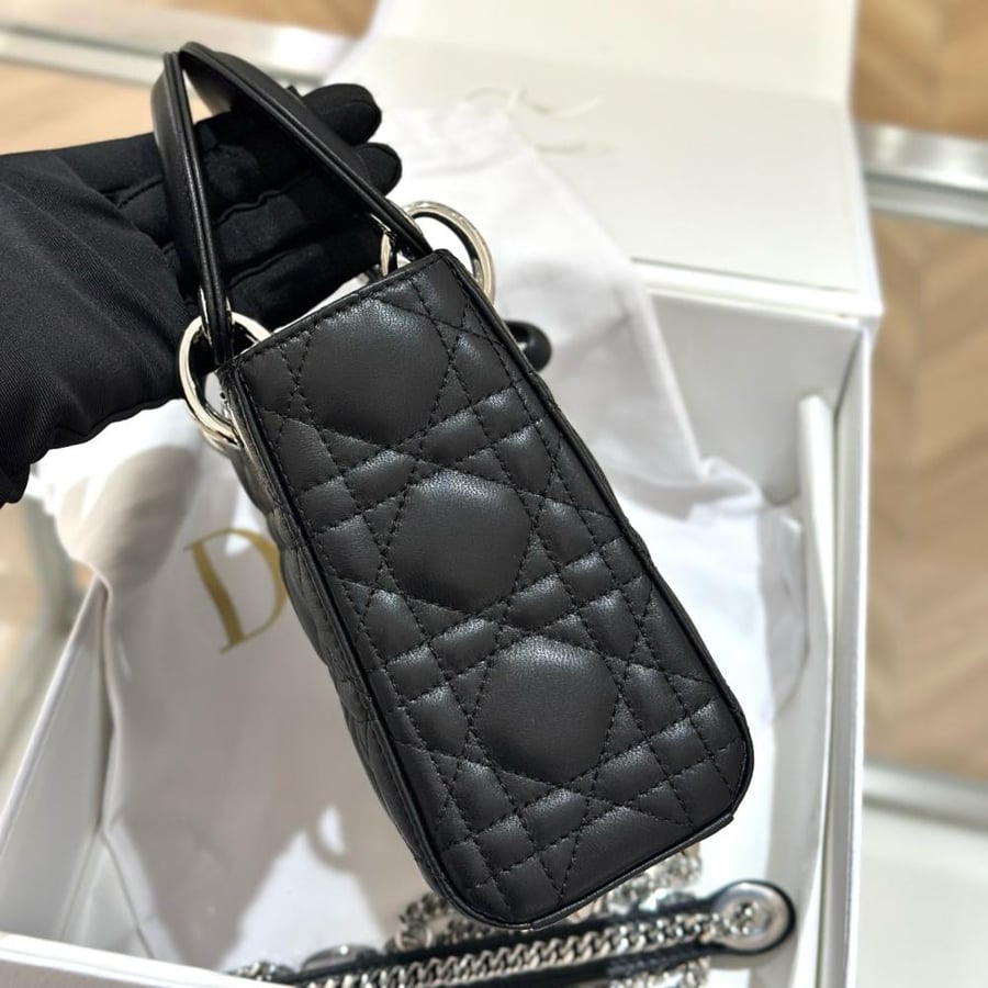 شنطة ديور Lady Dior مقاس 17cm
