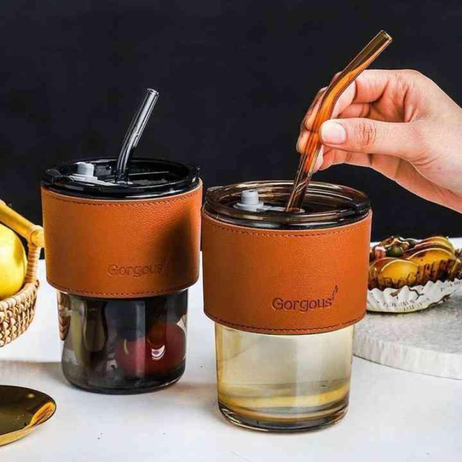 كوب زجاجي حافظ للحرارة مع غطاء وقشة - 450 مل