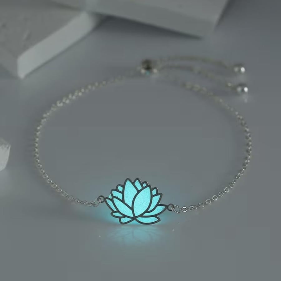 اسوارة Night Lotus