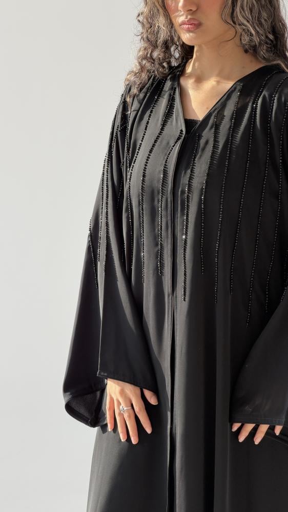عبايه تطريز فاخر يدوي