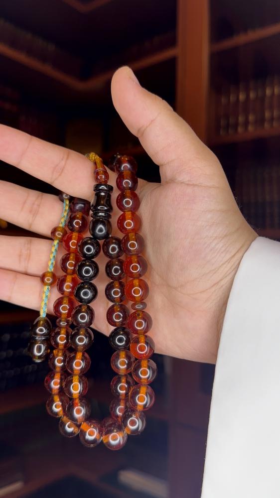 فاتوران عسلي فاتح (العقود) ، حجم الخرز: ١٢ ملي ، نوع القصه : دائري ، عدد الخرز : ٤٥