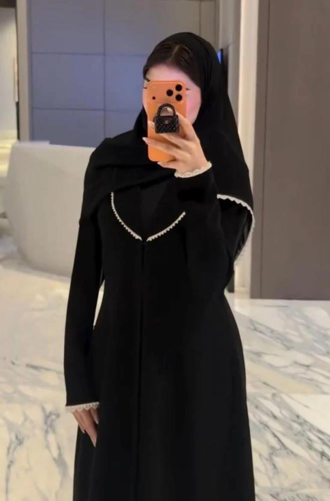 عباية بليزر صيفية عملية وراقية