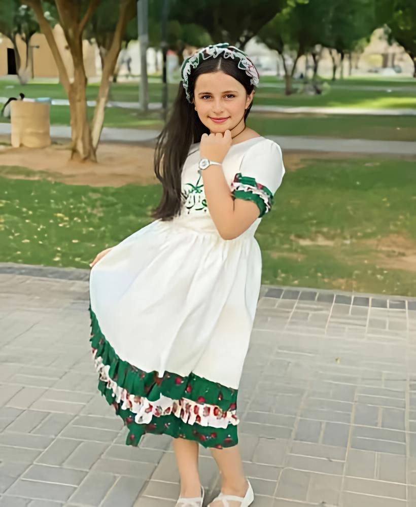 فستان اليوم الوطني بالاسم