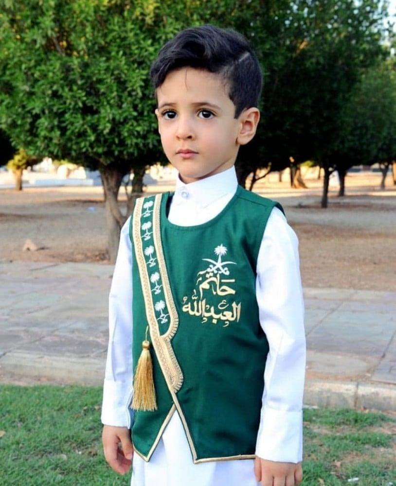 سديري اليوم الوطني بالاسم سيفين ونخله