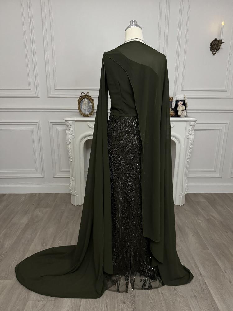 Haifa's dress