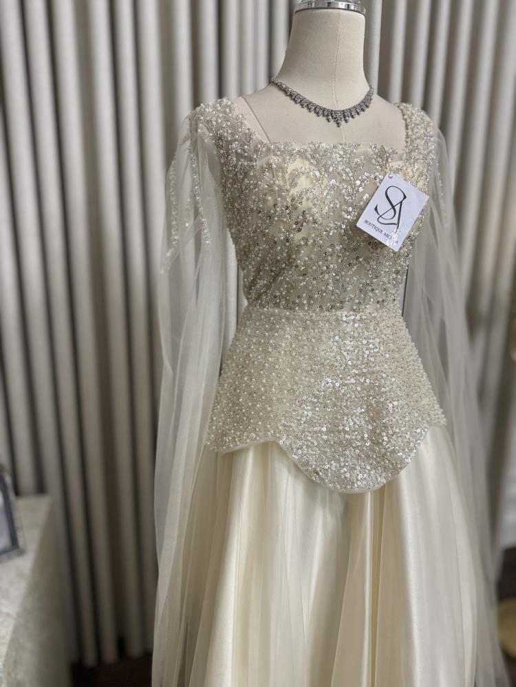 فستان ميرانه
