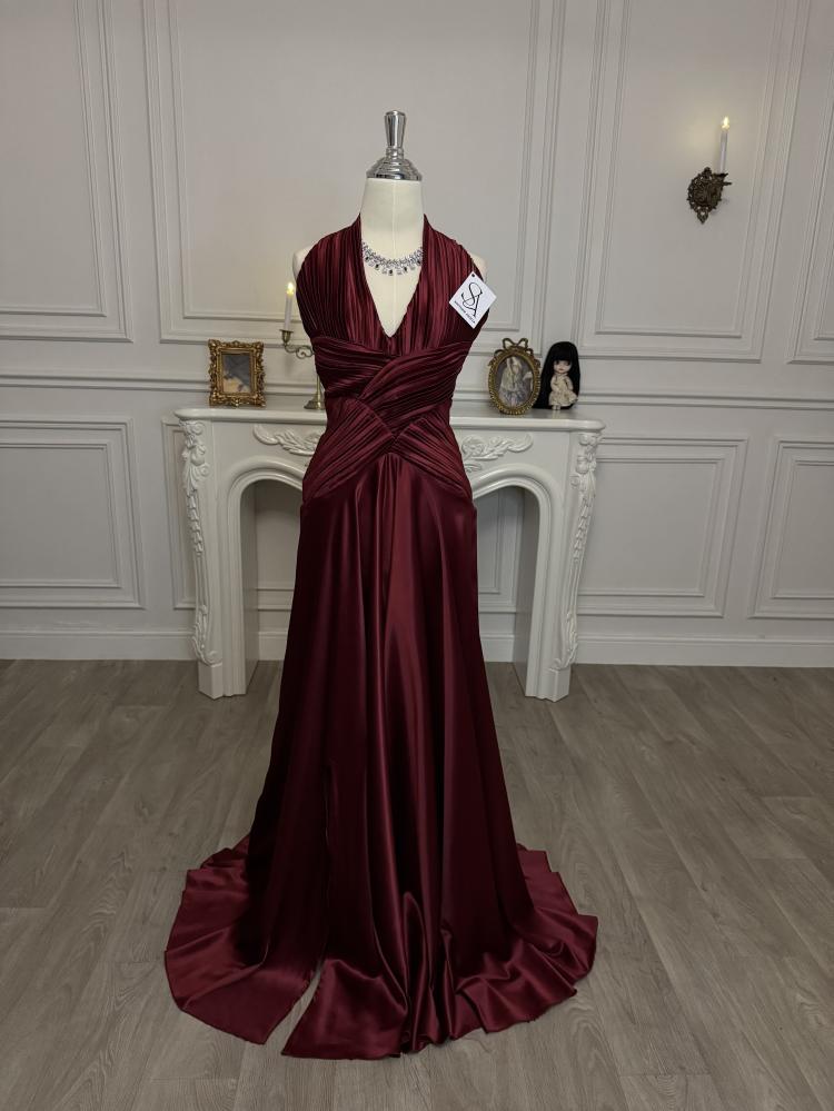 A dress of Ramousa