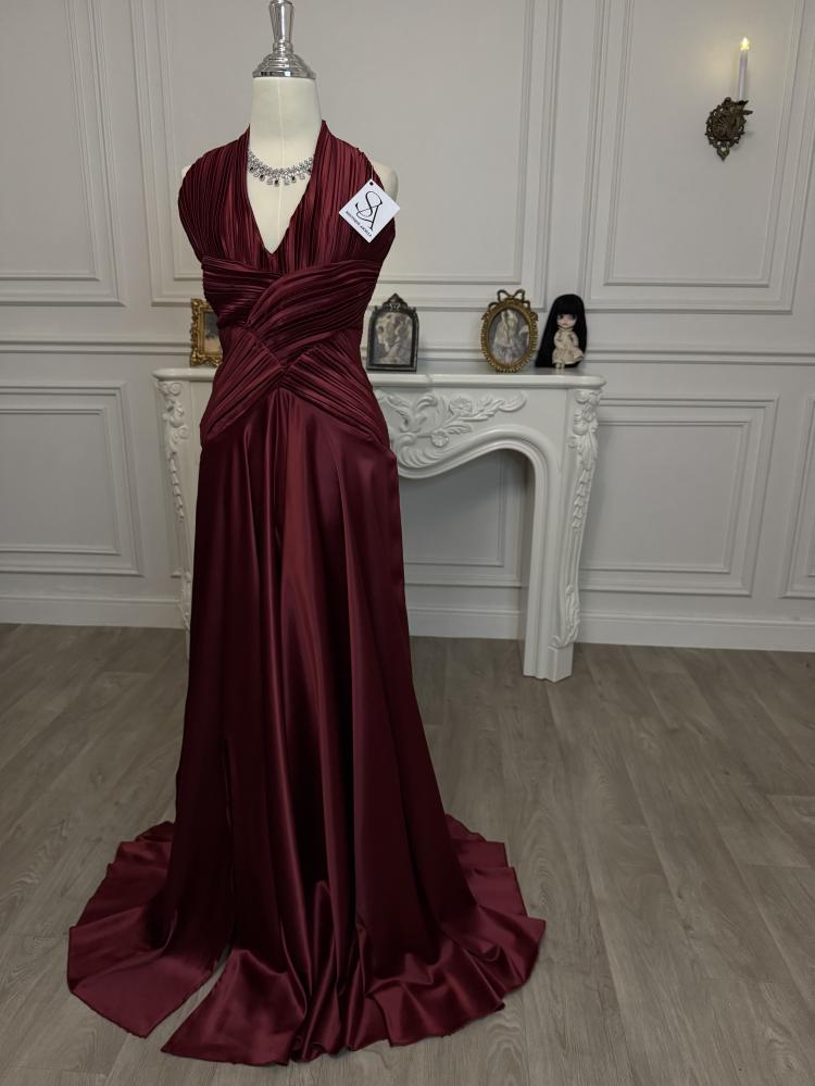 A dress of Ramousa