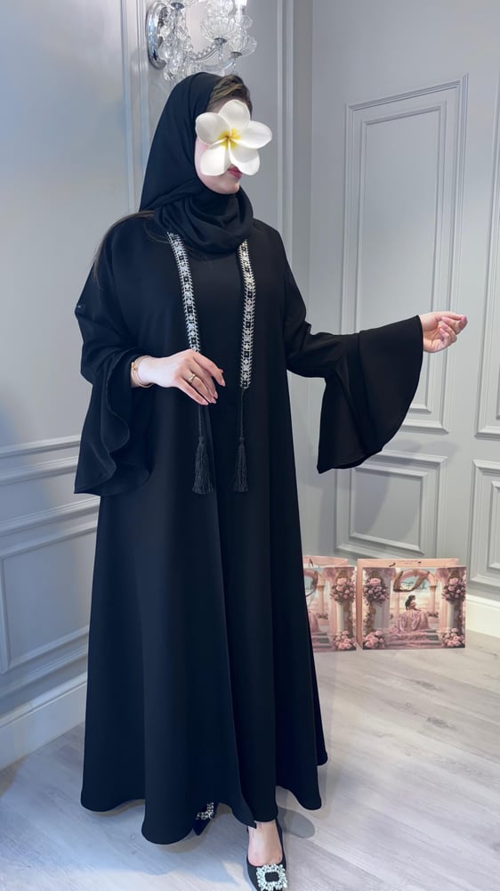 Nasma black abaya