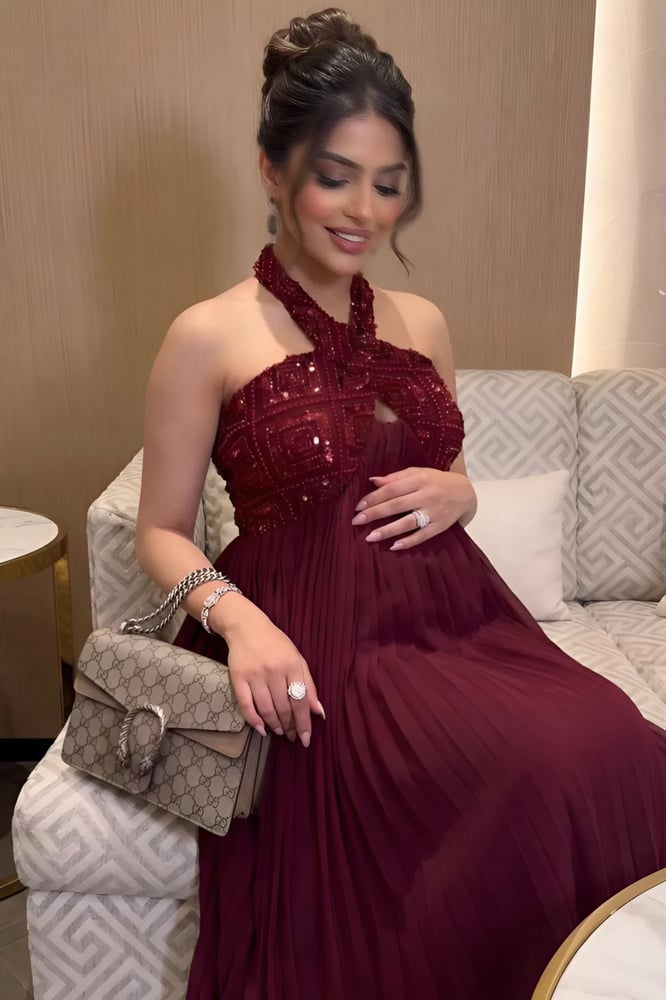 فستان مزاين