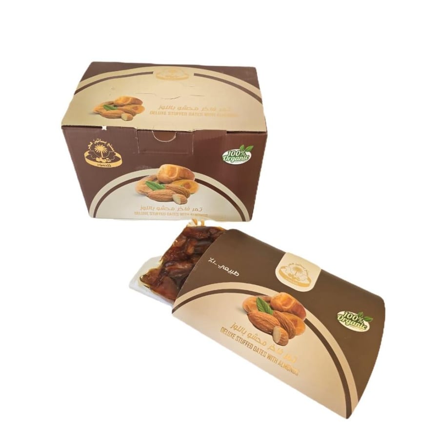 Dates stuffed with almonds