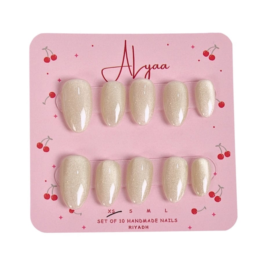 Ivory Glow Cat Eye