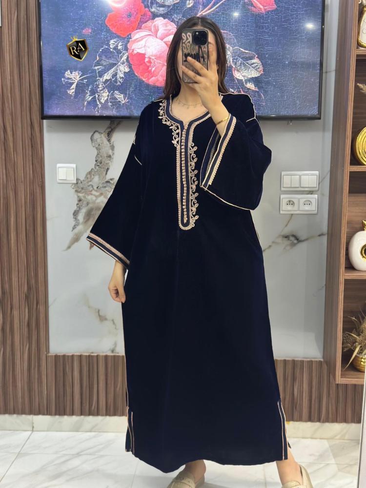 قفطان مخملي