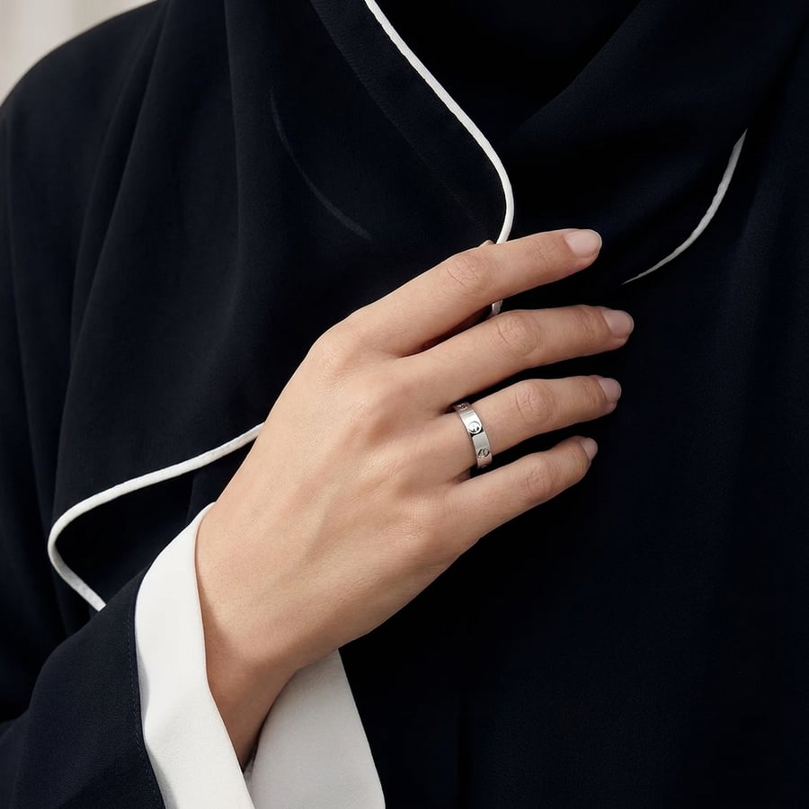 خاتم الأناقة الدائرية النحيف