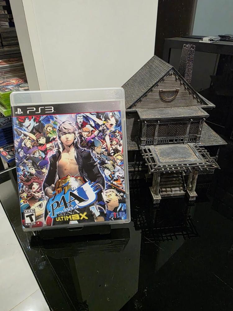 مستخدم لعبة Persona 4 Arena Ultimax