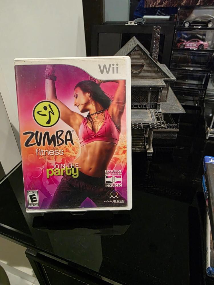 مستخدم لعبة Zumba Fitness