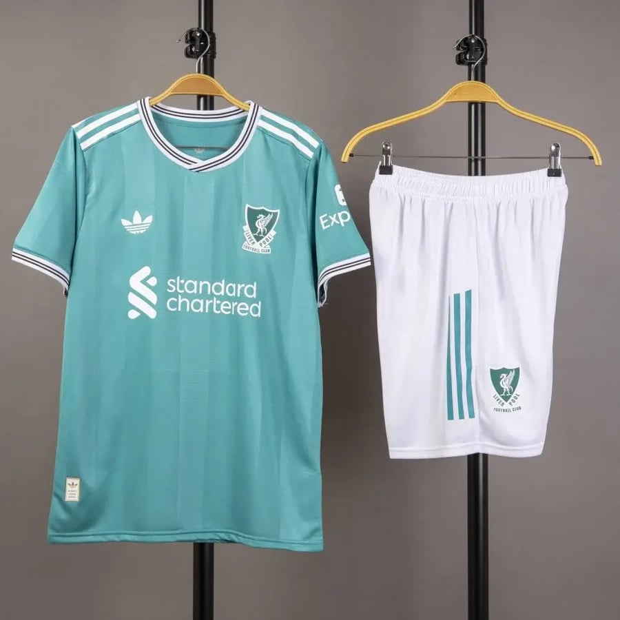 طقم ليفربول الاحتياطي الثالث 2025\2026