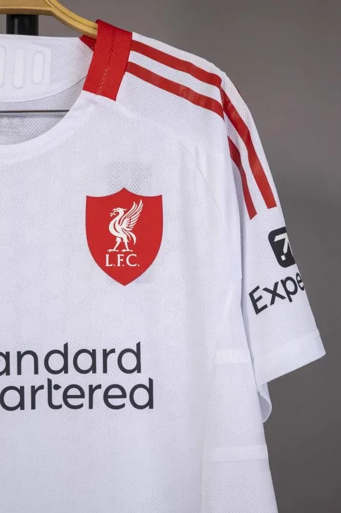 طقم ليفربول الاحتياطي 2025\2026