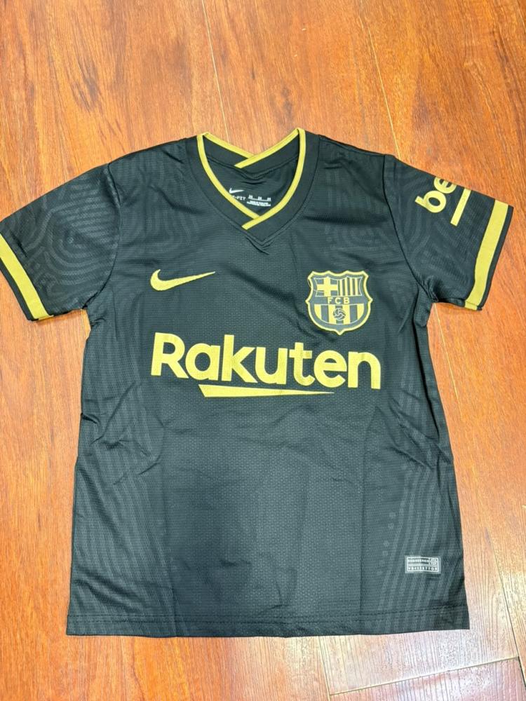 طقم ولادي برشلونة كلاسيك 2020