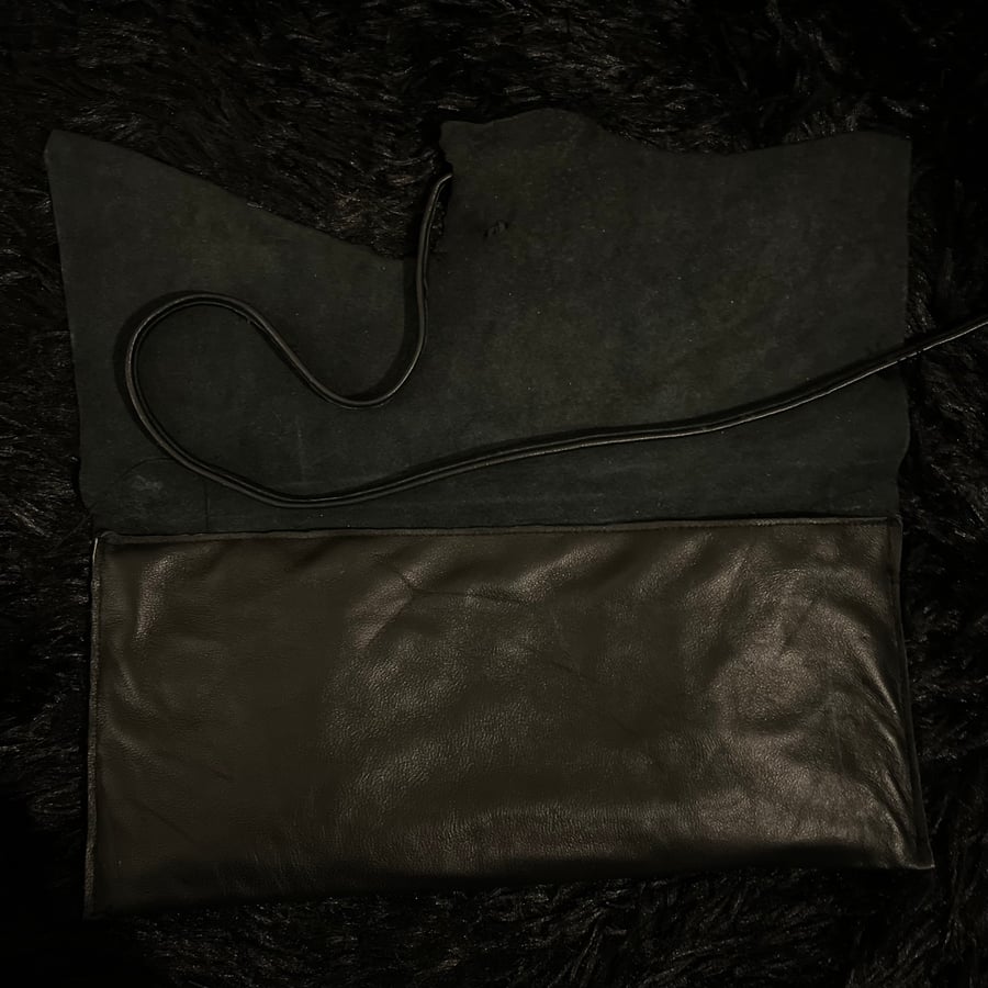 sheepskin clotch