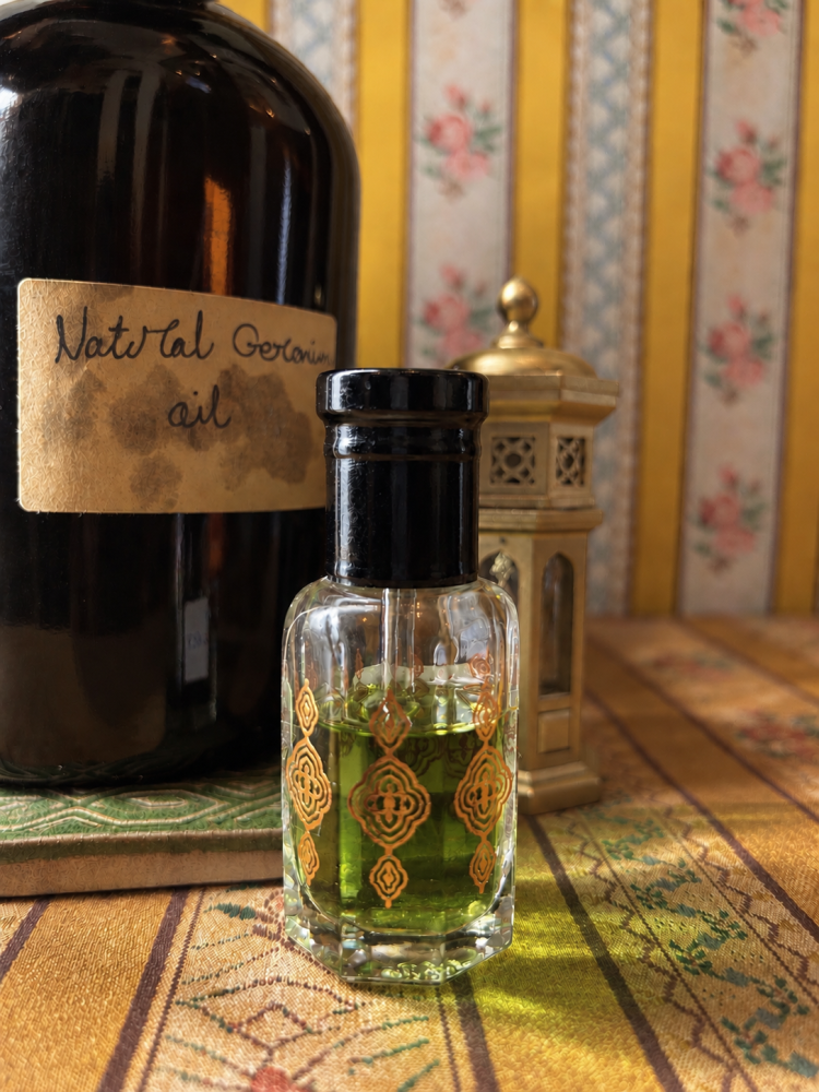 زيت العطره الطبيعي