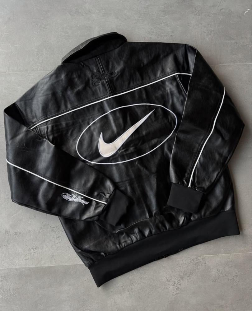 جاكيت nike & supreme